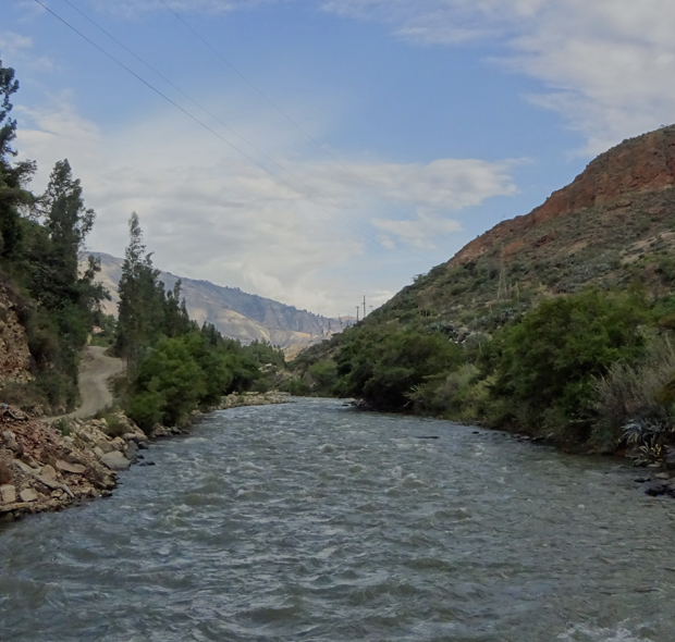 17AVANZANDO CON EL PROYECTO DEFENSAS RIVERENAS DEL RÍO CHILLÓN